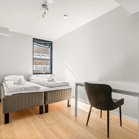 Downtown Modern - Two Bedrooms! 公寓