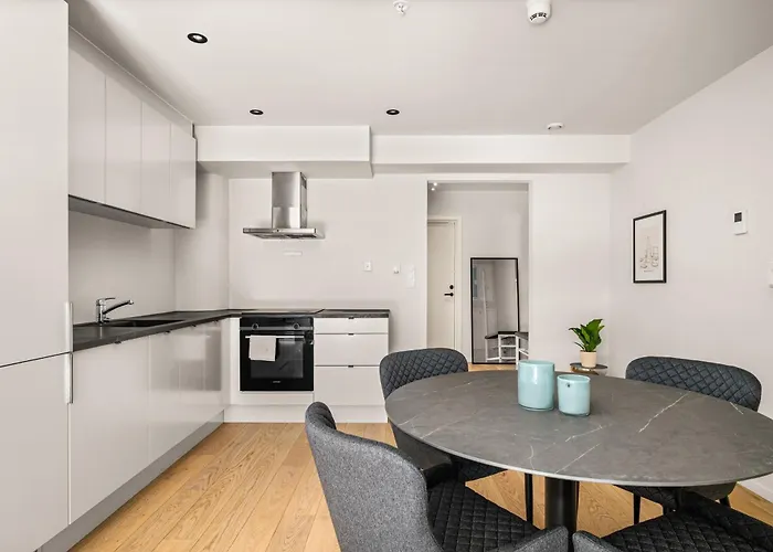 Downtown Modern - Two Bedrooms! 公寓